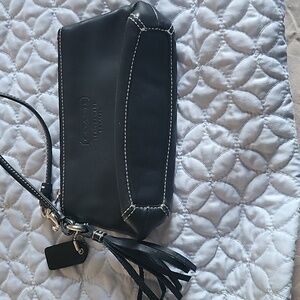 black wristlet